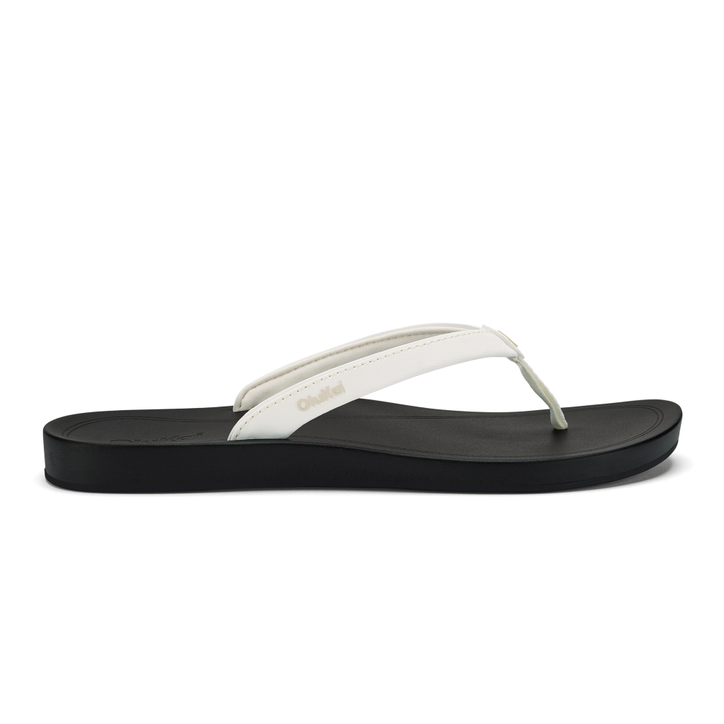 'Uiki - Bright White / Lava Rock